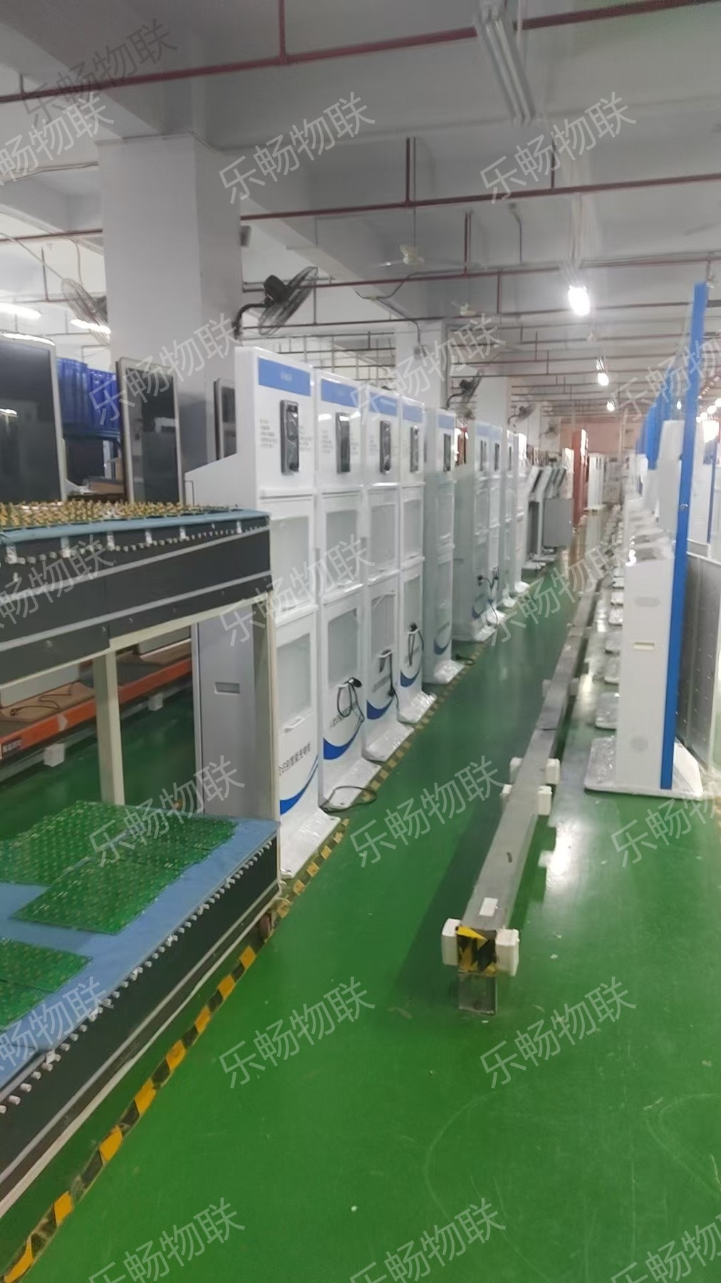 乐畅物联 PCBA 与智能终端装配生产线实拍